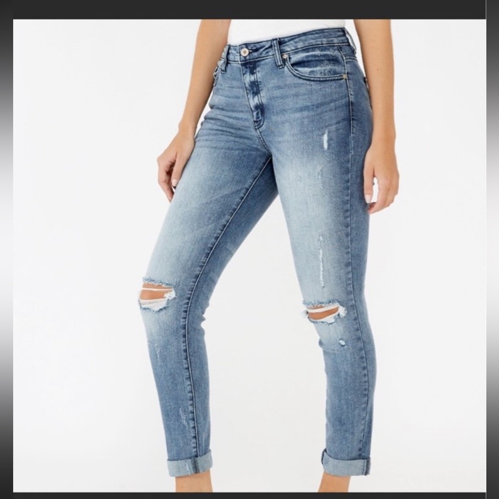 KanCan Cherish High Rise Classic Skinny Jeans.